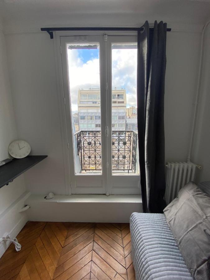 The Eiffel Tower Room Paris Luaran gambar